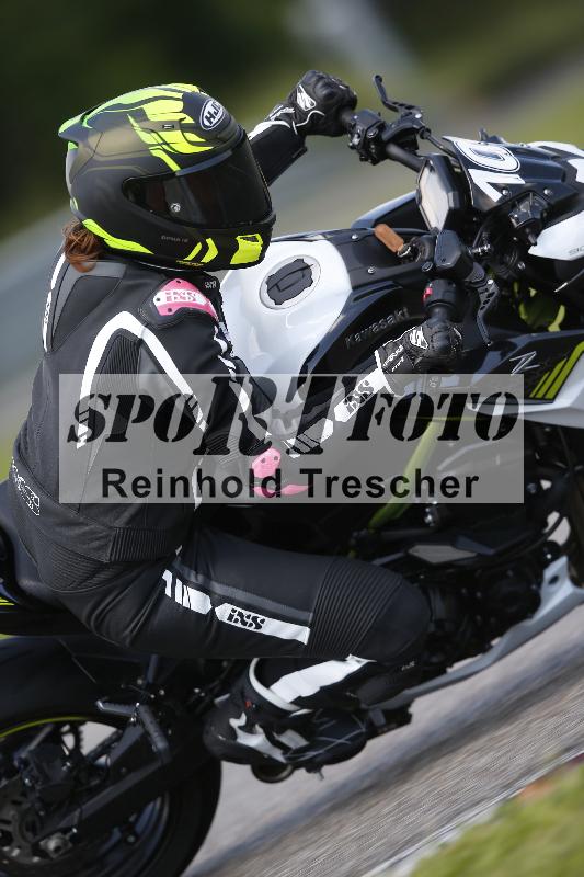 /Archiv-2024/29 12.06.2024 MOTO.CH Track Day ADR/Gruppe blau/10